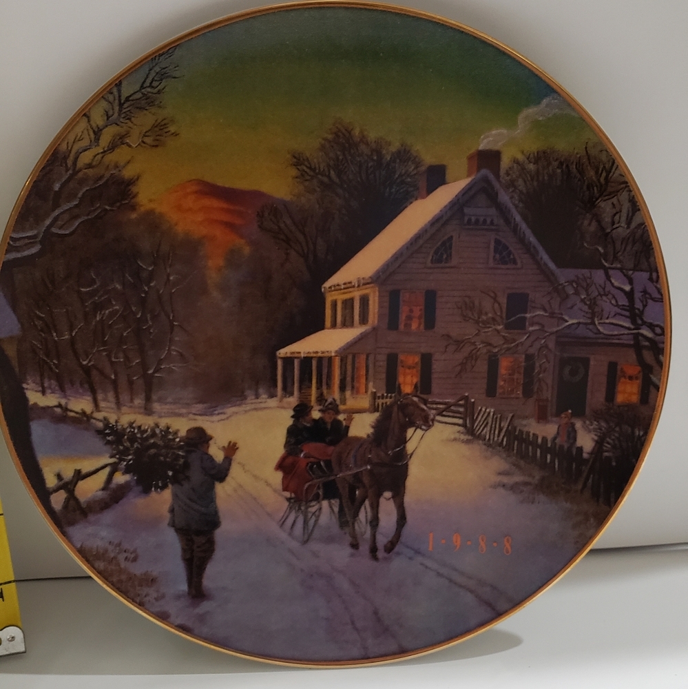 1988 Avon collector plate